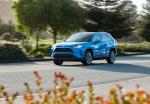 Toyota RAV4 XLE AWD 2018 года (NA)